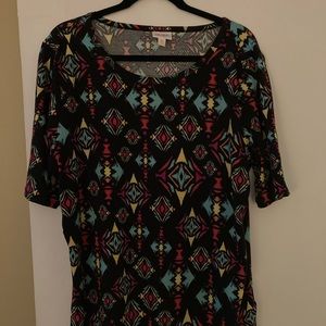 LulaRoe Gigi fitted top